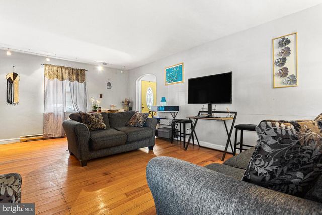 800 COLLENBROOK AVE, Drexel Hill, PA 19026