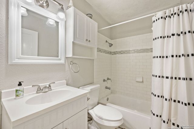 430 E Magnolia Ave, San Antonio, TX 78212