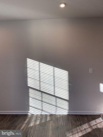 531 VIEW POINT WAY, Fredericksburg, VA 22405