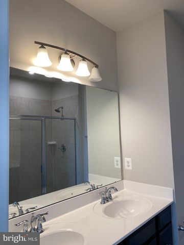 531 VIEW POINT WAY, Fredericksburg, VA 22405