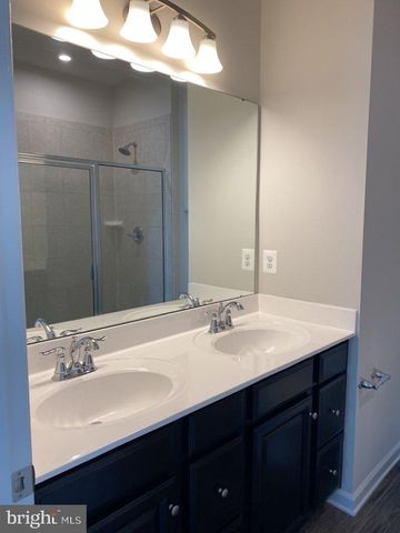 531 VIEW POINT WAY, Fredericksburg, VA 22405