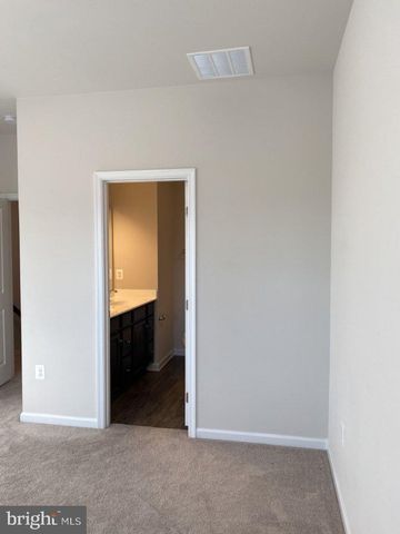 531 VIEW POINT WAY, Fredericksburg, VA 22405