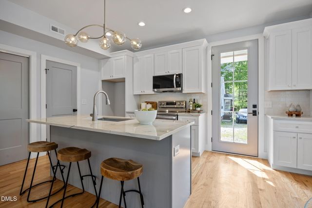 515 Spruce Street A & B, Durham, NC 27703