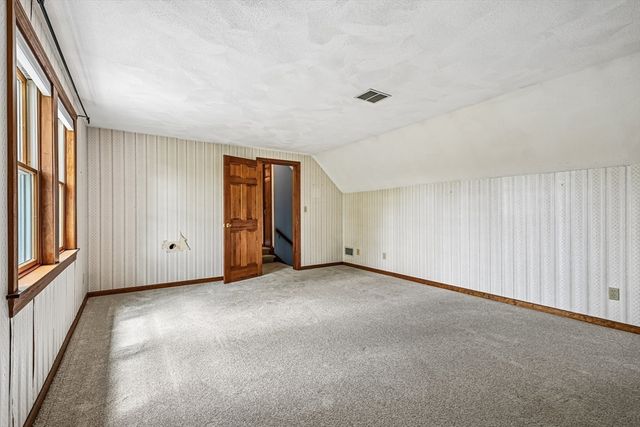 20 Crestwood Rd, North Reading, MA 01864