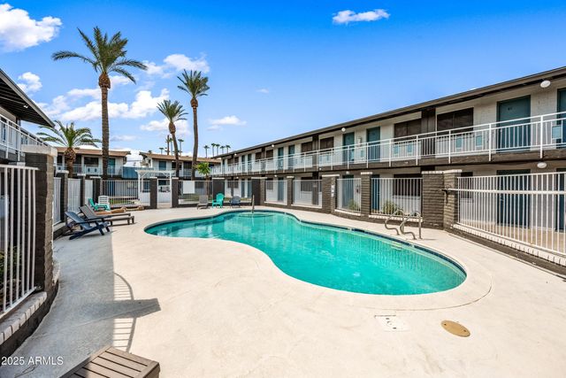 3025 N 32nd Street Apt 18, Phoenix, AZ 85018
