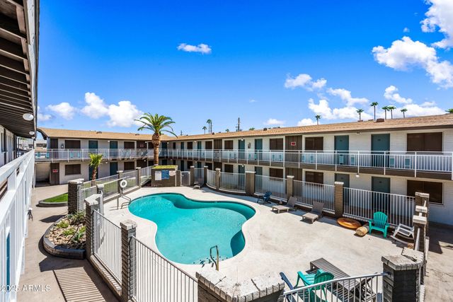 3025 N 32nd Street Apt 18, Phoenix, AZ 85018
