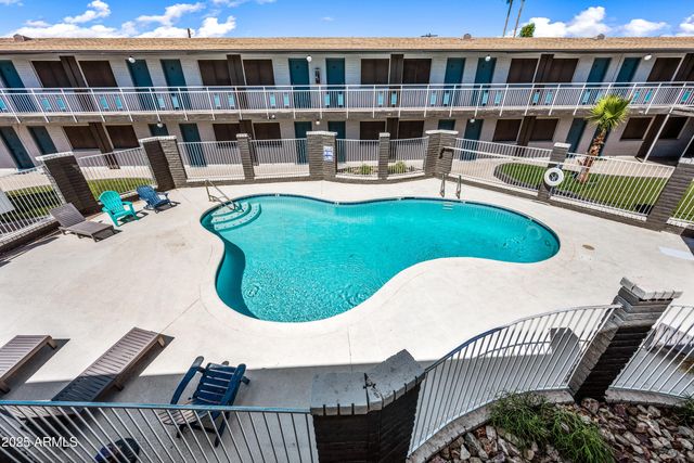 3025 N 32nd Street Apt 18, Phoenix, AZ 85018
