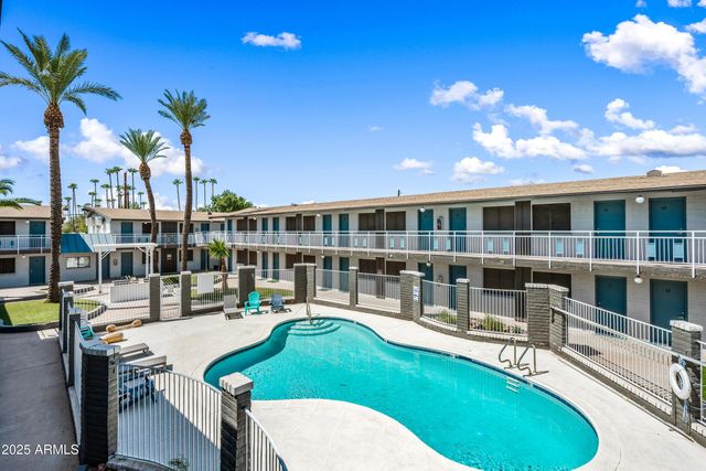 3025 N 32nd Street Apt 18, Phoenix, AZ 85018