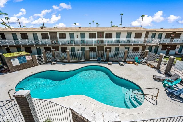 3025 N 32nd Street Apt 18, Phoenix, AZ 85018