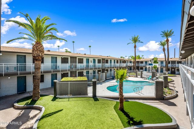 3025 N 32nd Street Apt 18, Phoenix, AZ 85018