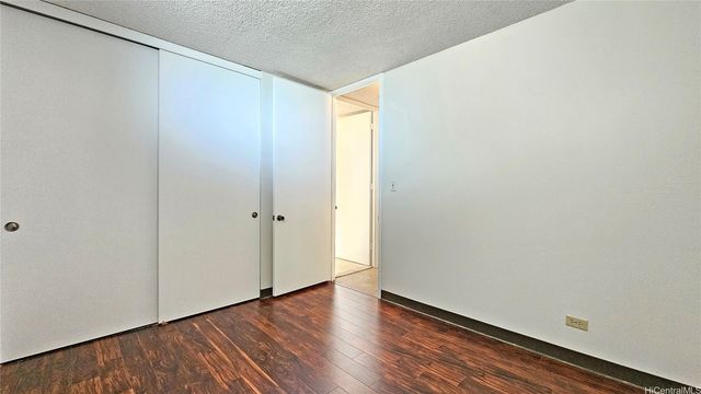 1160 Ala Napunani Street 1706, Honolulu, HI 96818
