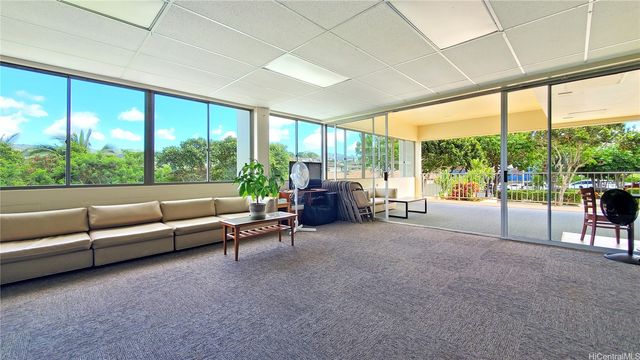 1160 Ala Napunani Street 1706, Honolulu, HI 96818