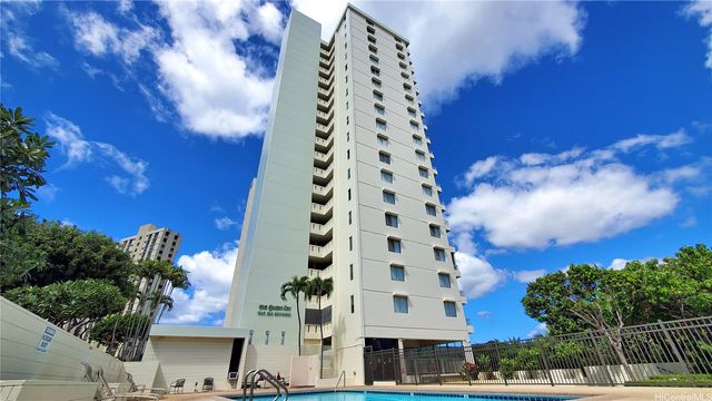 1160 Ala Napunani Street 1706, Honolulu, HI 96818