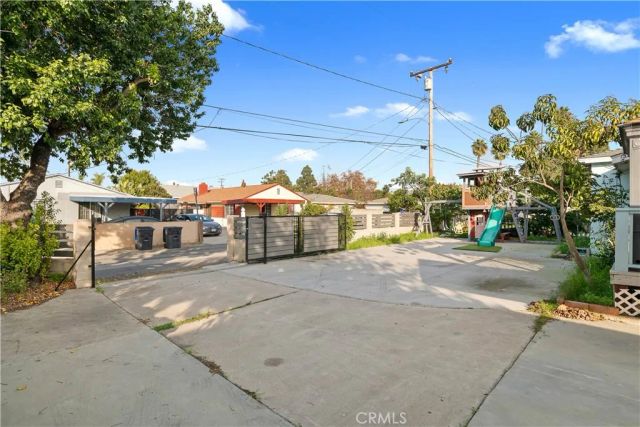 4512 W Watkins Way, Santa Ana, CA 92704