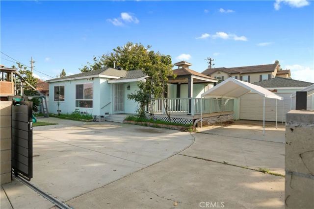 4512 W Watkins Way, Santa Ana, CA 92704