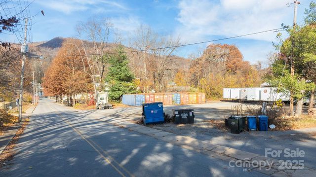 174 Miller Street, Waynesville, NC 28786