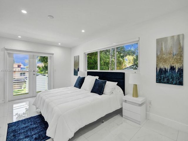 210 NE 85th St, El Portal, FL 33138