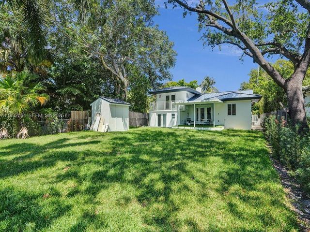 210 NE 85th St, El Portal, FL 33138