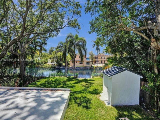 210 NE 85th St, El Portal, FL 33138