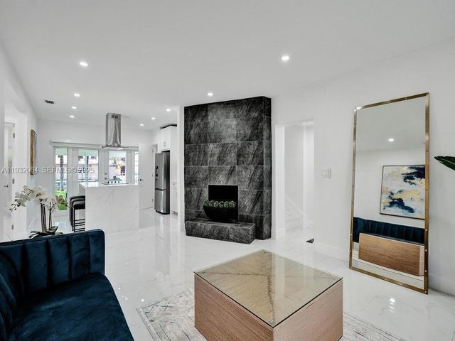 210 NE 85th St, El Portal, FL 33138