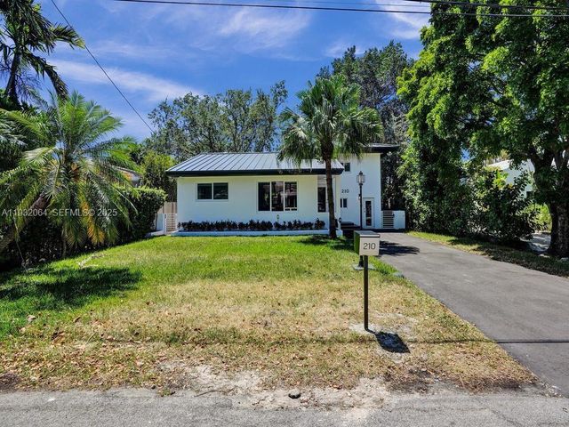 210 NE 85th St, El Portal, FL 33138