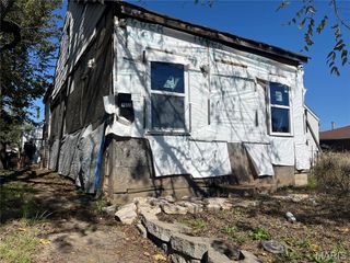 7113 Alabama Avenue, St Louis, MO 63111