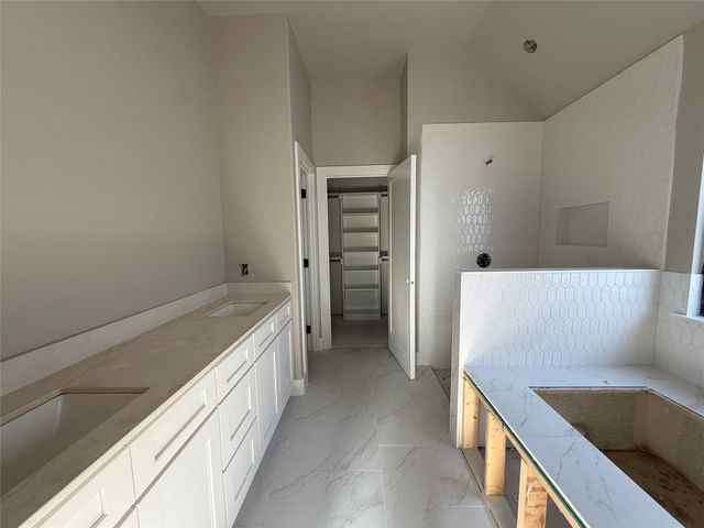 413 Smith Road, Springtown, TX 76082