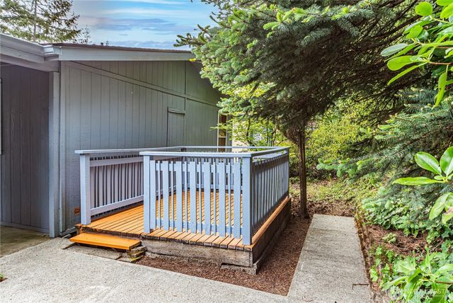 1754 NE Mesford Road #28, Poulsbo, WA 98370