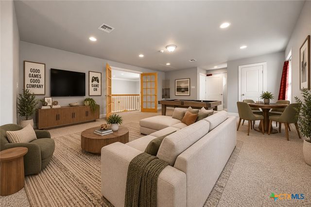 373 Wentworth, Spring Branch, TX 78070
