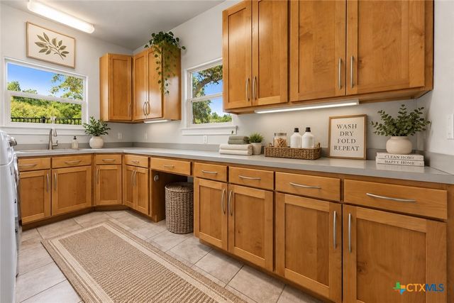 373 Wentworth, Spring Branch, TX 78070