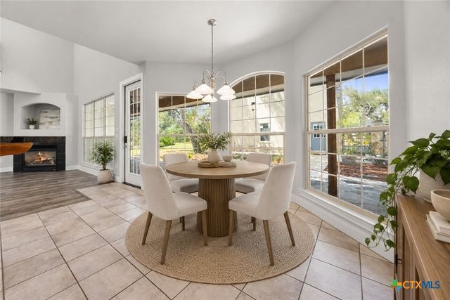 373 Wentworth, Spring Branch, TX 78070