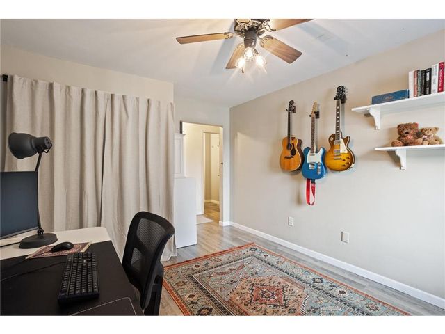 4820 Park Commons Drive #220, Minneapolis, MN 55416