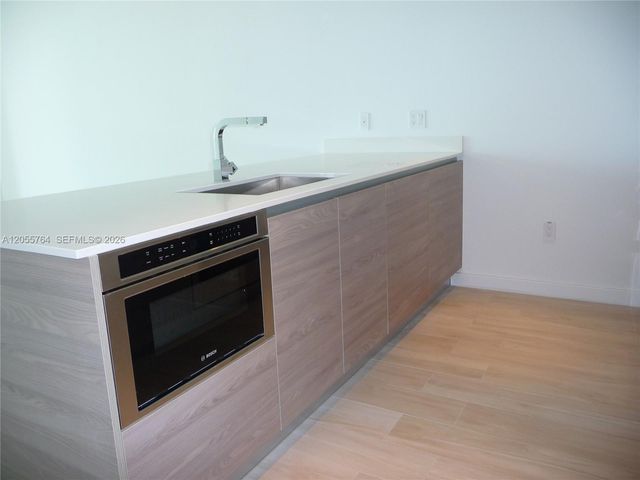 1300 S Miami Avenue 3503, Miami, FL 33130