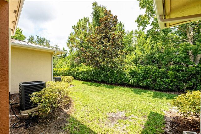 2597 SW Stockbridge Sq Square SW, Vero Beach, FL 32962