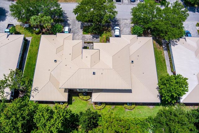 2597 SW Stockbridge Sq Square SW, Vero Beach, FL 32962