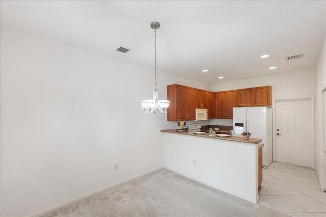 2597 SW Stockbridge Sq Square SW, Vero Beach, FL 32962