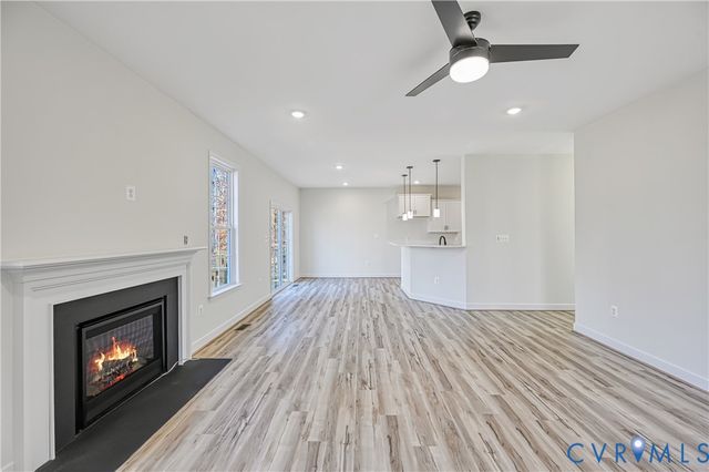 126 Hickory Ln, Bumpass, VA 23024