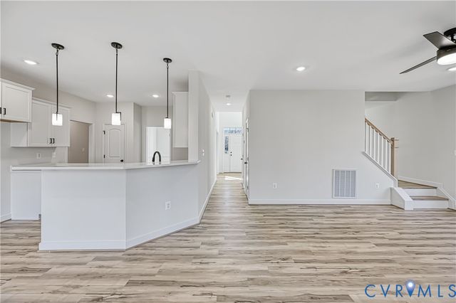 126 Hickory Ln, Bumpass, VA 23024