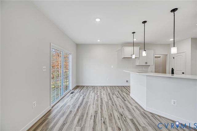 126 Hickory Ln, Bumpass, VA 23024