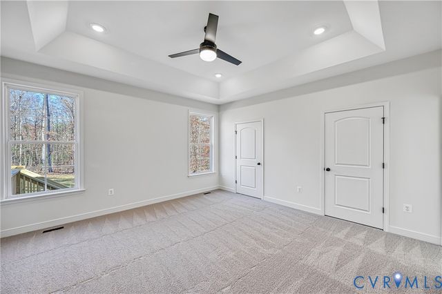 126 Hickory Ln, Bumpass, VA 23024