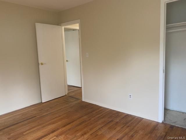 2 Vanata Court, Hempstead, NY 11550