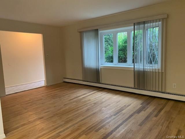 2 Vanata Court, Hempstead, NY 11550