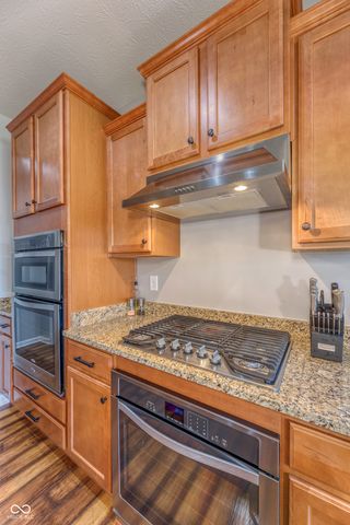 13782 Park Royal Way, Fishers, IN 46037