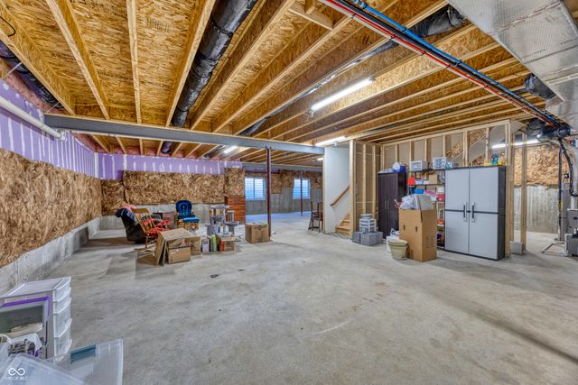 13782 Park Royal Way, Fishers, IN 46037
