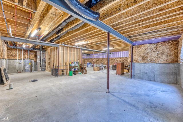 13782 Park Royal Way, Fishers, IN 46037