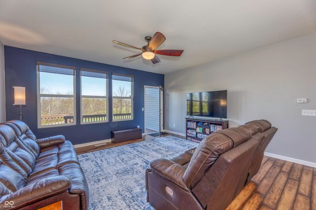 13782 Park Royal Way, Fishers, IN 46037