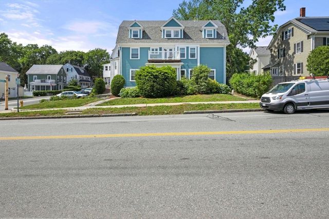 399 High St 2, Medford, MA 02155