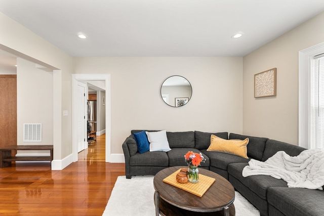 399 High St 2, Medford, MA 02155