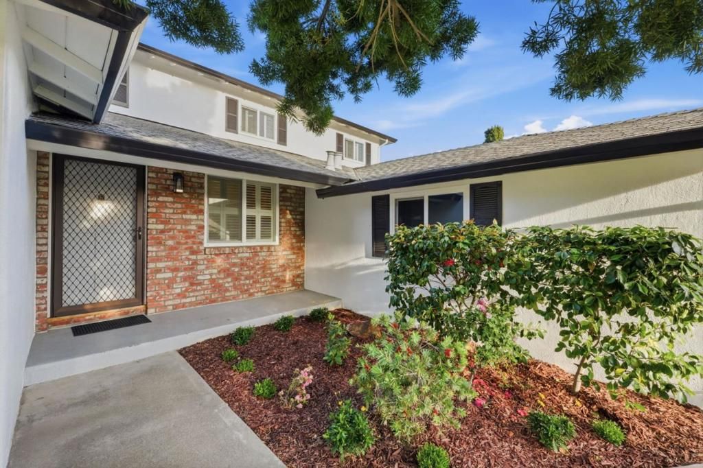 Image 3 of property listing at 762 Westridge Drive, San Jose, CA 95117