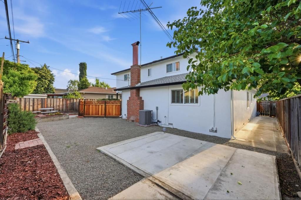 Image 44 of property listing at 762 Westridge Drive, San Jose, CA 95117